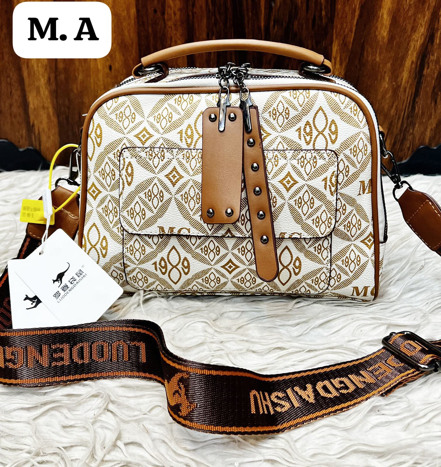 ✅ Mini Faux Leather Cross Bag – Travel-Friendly & Fashionable