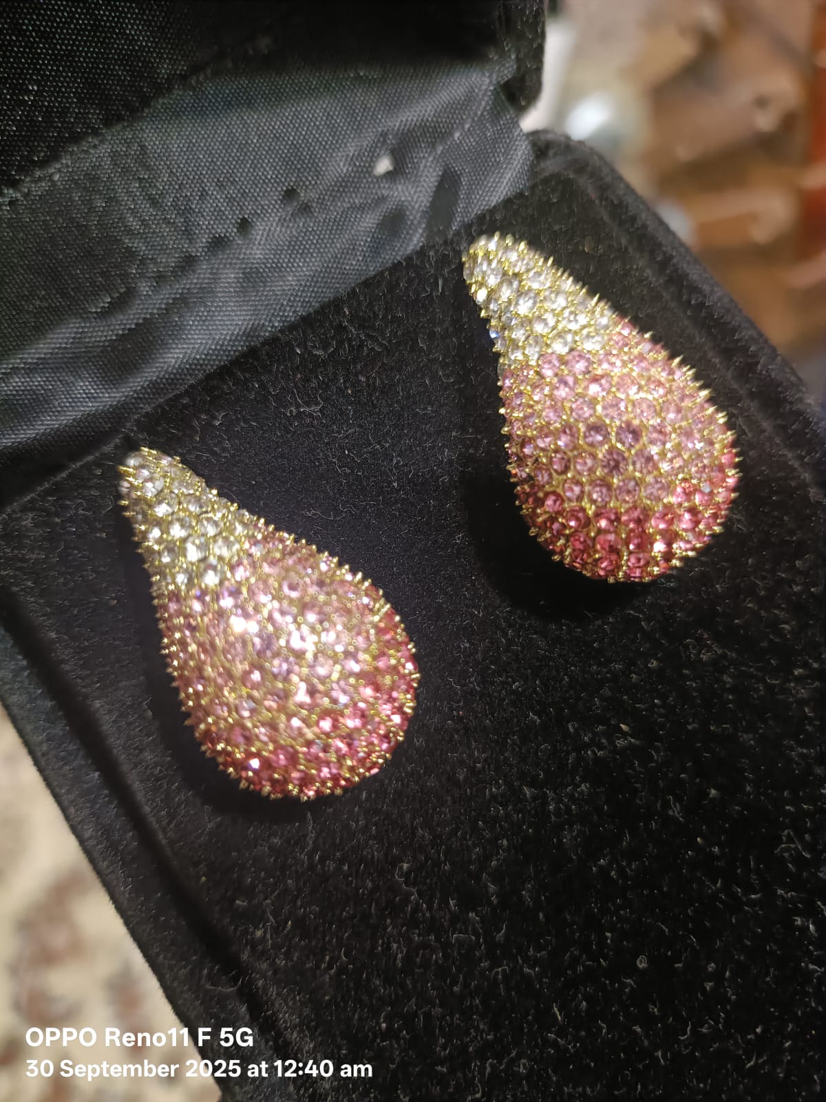Elegant Drop Earrings – Pink & White Tones  Chic Light Pink & White Drop Earrings